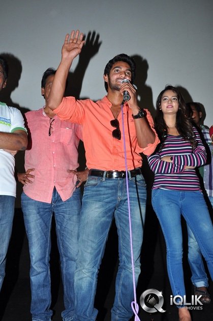 Pyaar-Mein-Padipoyane-Movie-Success-Tour